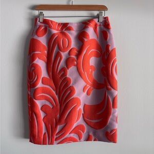 Ann Taylor curvy textured , coral and pink leaf pencil skirt, lined, size 4